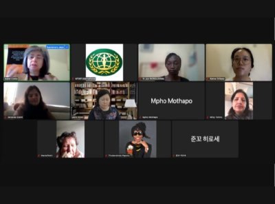 예비 엄마를 위한 임산부 명상 세션 진행